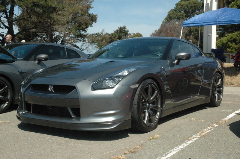 Glenn's GT-R that won 2nd place for stock class